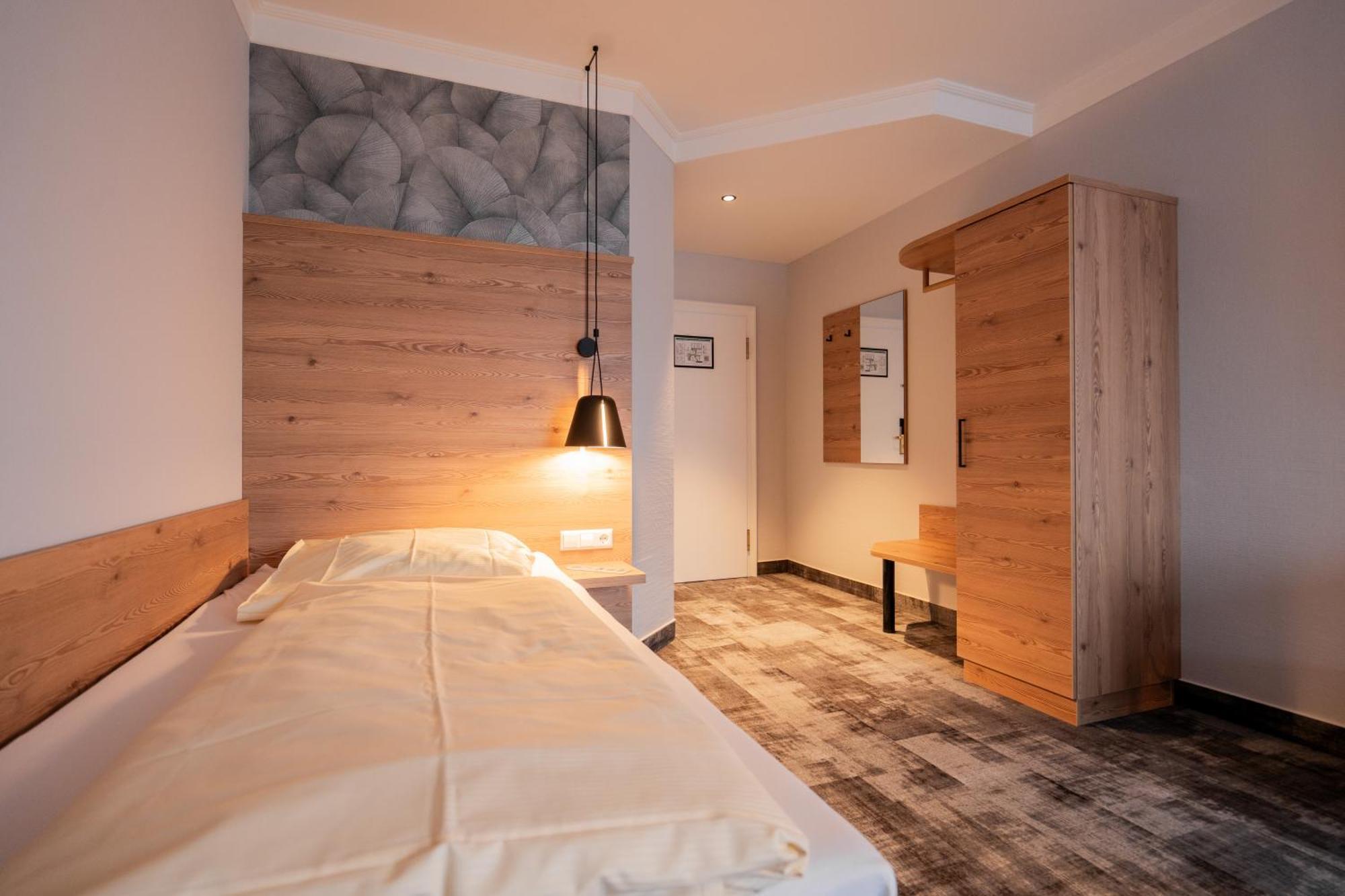 Hotel Adler - Paulas Alb Ehingen  Rom bilde