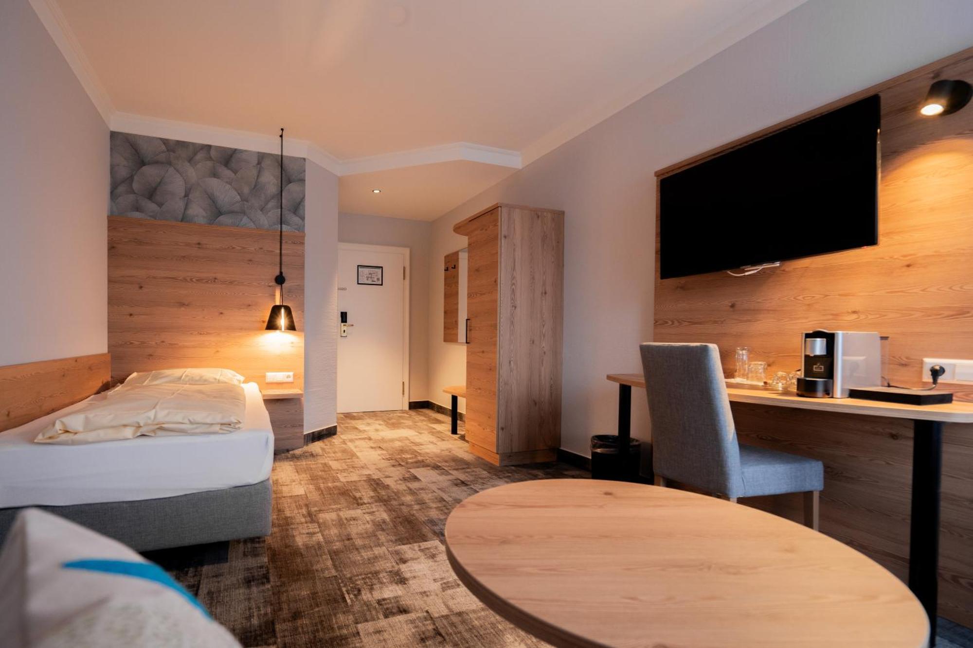 Hotel Adler - Paulas Alb Ehingen  Rom bilde